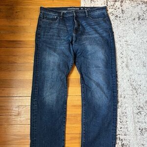 Amazon Essentials Dark Blue Relaxed Jeans